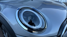 MINI Hatchback 1.5 Cooper Classic Premium 3dr Petrol Hatchback